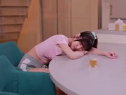 女友的姊姊 桜空もも 竟然是寫真女星巨乳勾引讓人忍不住壓制