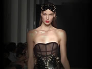 裸體模特時尚時裝秀